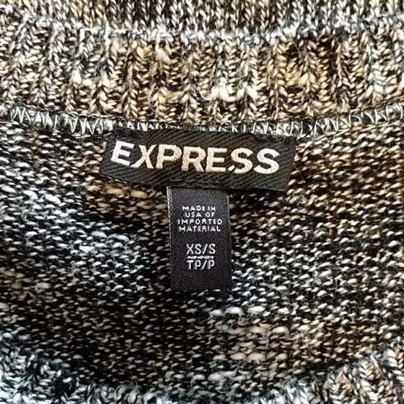 Express Sweater - Picture 4 of 4